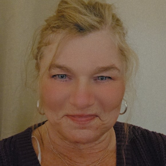 Meet your Posher, Monica - Picture 1 of 1